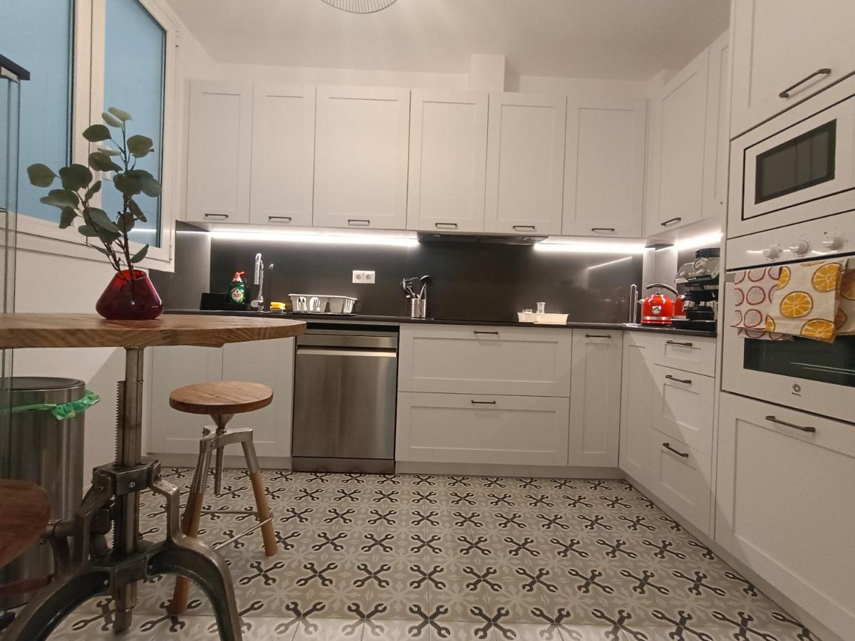Bcn Centric Rooms Barcelona Bagian luar foto