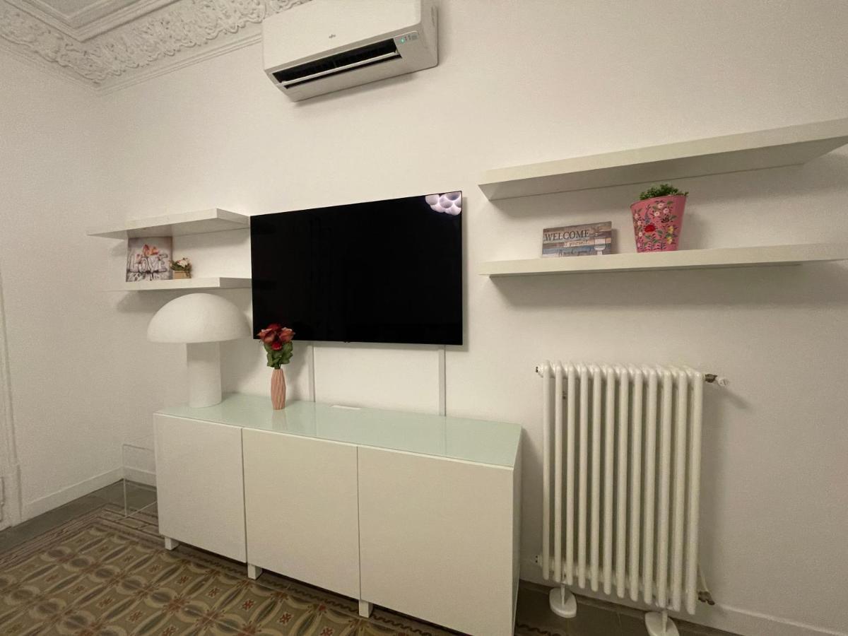 Bcn Centric Rooms Barcelona Bagian luar foto